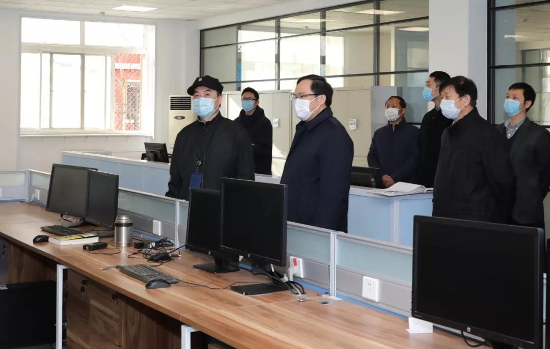 楊金成到七院、七一四所檢查指導(dǎo)疫情防控和復(fù)工復(fù)產(chǎn)工作